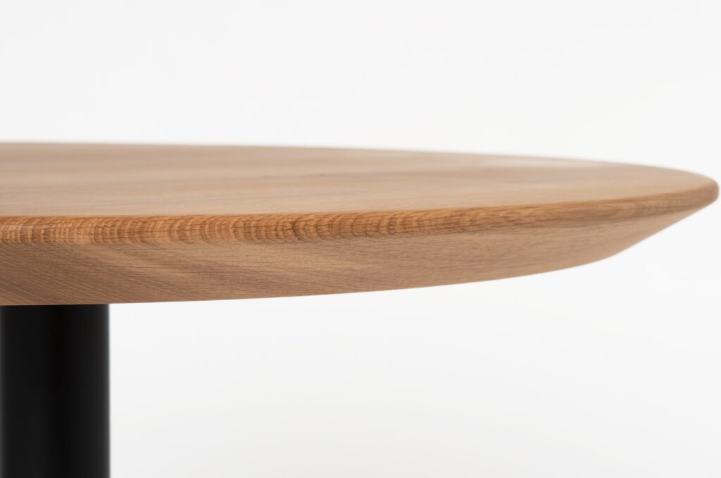 Tischplatte Massivholz mit Schweizer Kante Schniedersitzt