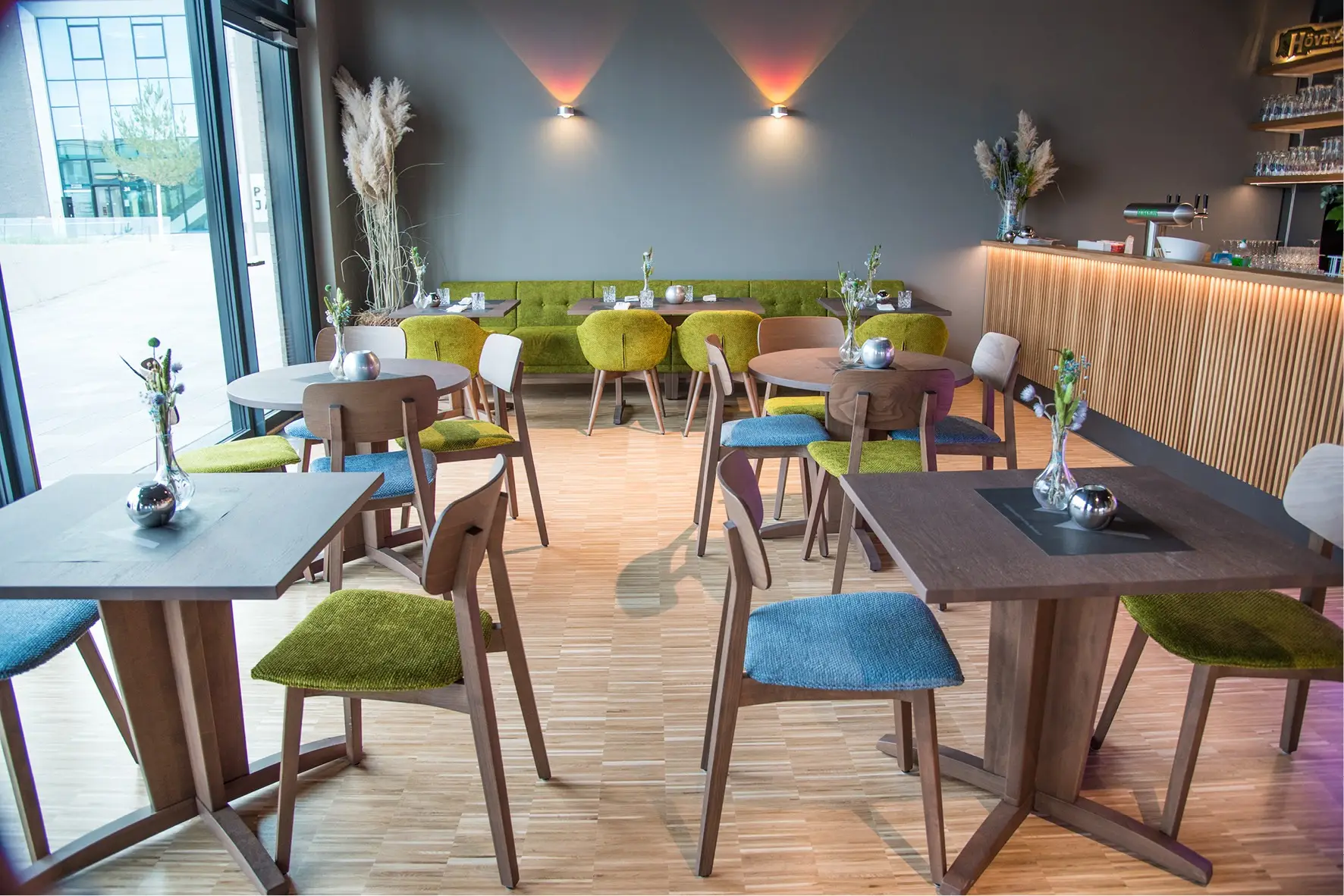 Gastronomie Einrichtung Westermanns Phoenix See Dortmund Schniedersitzt Möbel für gute Gäste