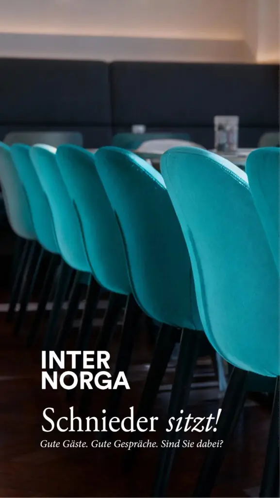 Objektfoto Mitarbeiterrestaurant Sessel Jonna in türkis. Ankündigung Messe Internorga 2026 in Hamburg