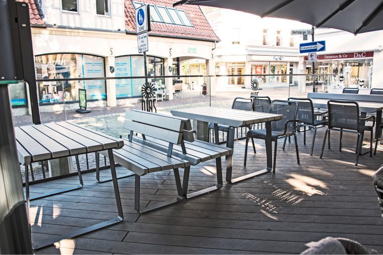 Aussengastronomie Zaid Lüdinghausen Terrassenmöbel Osis Schniedersitzt Möbel für gute Gäste Outdoor Möbel