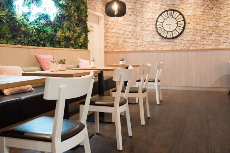 Einrichtung Bäckerei Café Geiping Refresh Dülmen Schniedersitzt Möbel für gute Gäste,  Sessel, Zweisitzer, Stühle, Tische Bänke