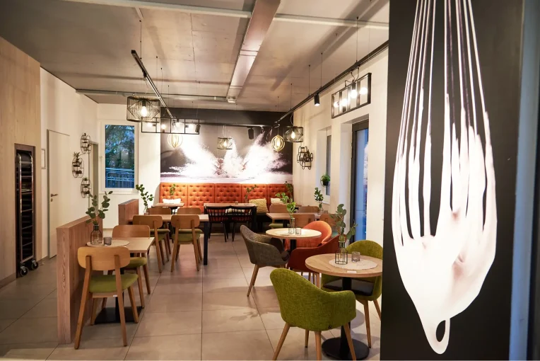 Einrichtung Bäckerei Café Schneider Stuhlfabrik Schnieder Möbel