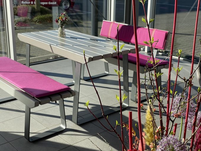 Terrassenmöbel für die Außengastronomie, Möbel Serie Osis, Outdoor Möbel