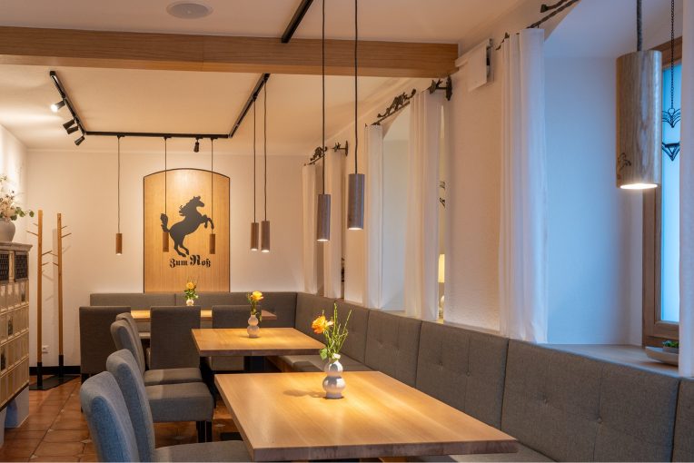 Einrichtung Landgasthof Hotel Zum Roß Innenausbau und Planung Tischlerei Brendel