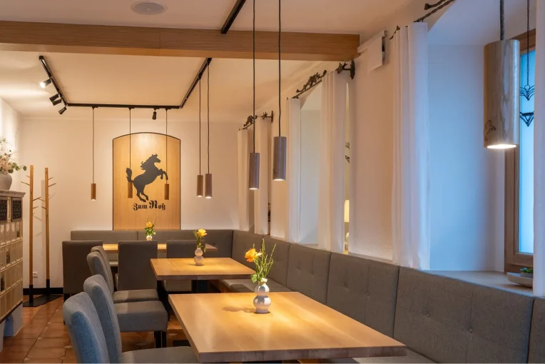 Einrichtung Landgasthof Hotel Zum Roß Innenausbau und Planung Tischlerei Brendel