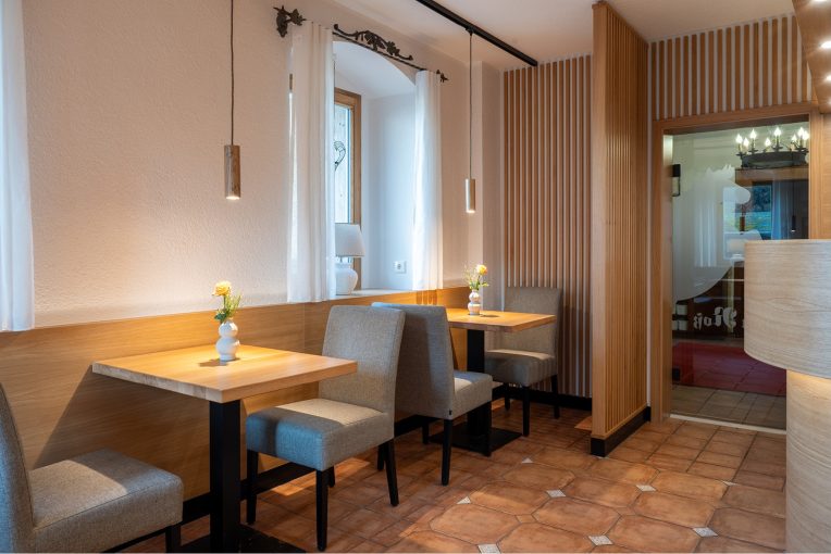 Einrichtung Landgasthof Hotel Zum Roß Innenausbau und Planung Tischlerei Brendel