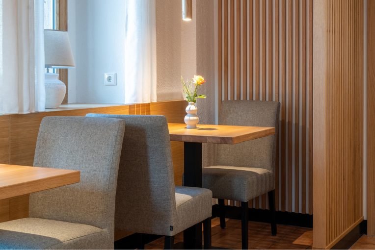 Einrichtung Landgasthof Hotel Zum Roß Innenausbau und Planung Tischlerei Brendel